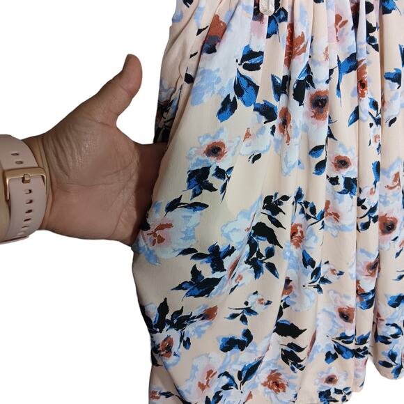 Band of Gypsies Floral Mini Dress - Cream and Blue - Picture 6 of 12